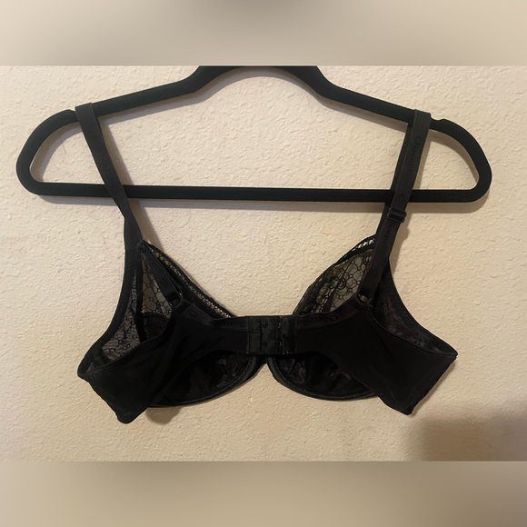 Chantelle Unlined Side Support Bra - Picture 2 of 5